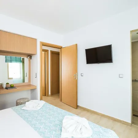 Villa Sugar Villa, An Exquisite Summer Retreat, By Thinkvilla Bali (Crete)